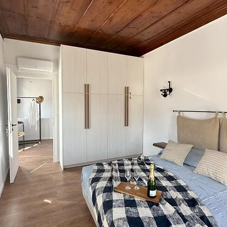 Astra House Holiday home Vrachasi